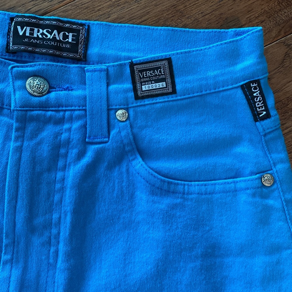 Vintage Versace Jeans Couture - Picture 2 of 7